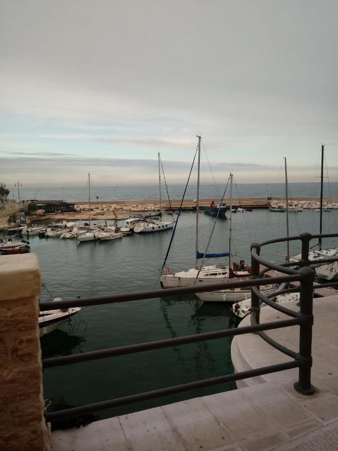 Ilfarodelmediterraneo Giovinazzo Kültér fotó